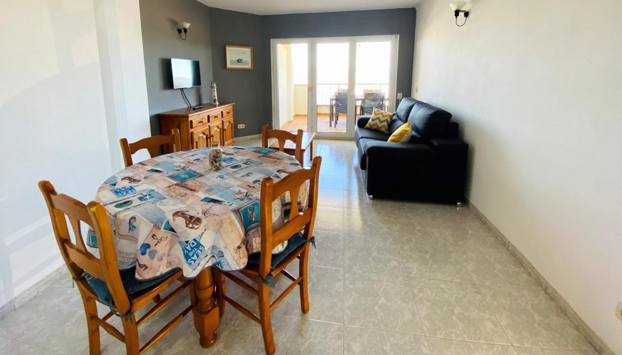 Apartaments Club Nautic L' Escala المظهر الخارجي الصورة